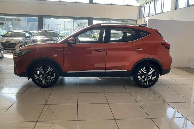 Usata MG ZS Comfort 106 CV (77 kW) 2023 Arancio SUV
