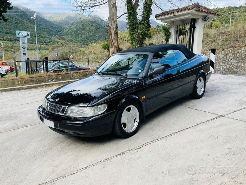 Usata Saab 900 Cabriolet 186 CV (136 kW) 1994 Nero Cabrio
