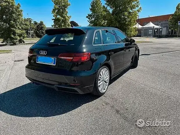 Usata Audi A3 S-Line 116 CV (85 kW) 2019 Nero Berlina
