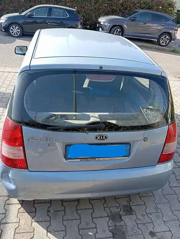 Usata Kia Picanto EX 65 CV (47 kW) 2008 Blu/azzurro Utilitaria