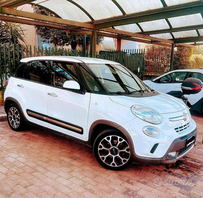 Usata Fiat 500L Trekking 84 CV (61 kW) 2014 Bianco Monovolume