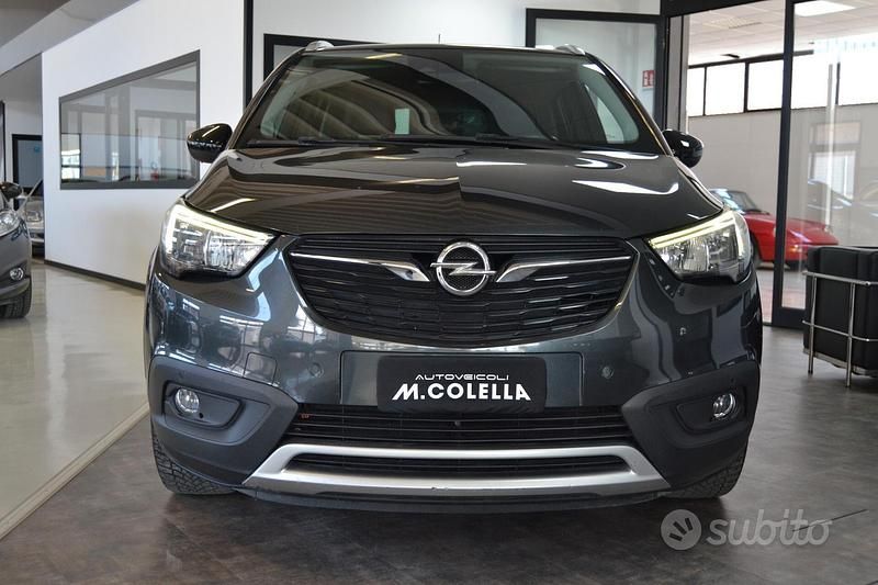 Usata Opel Crossland X Ultimate 100 CV (73 kW) 2017 Grigio SUV