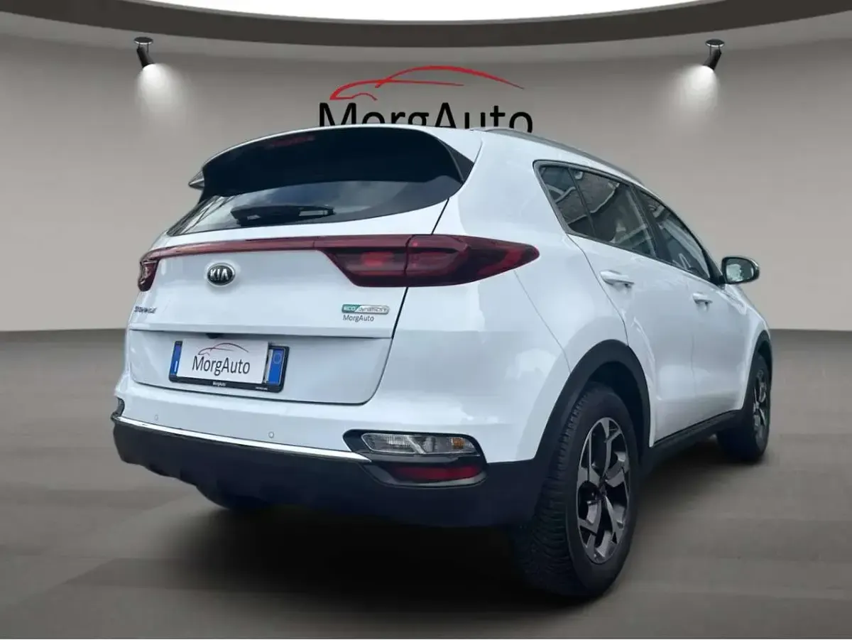 Usata Kia Sportage Active 136 CV (100 kW) 2021 Bianco SUV