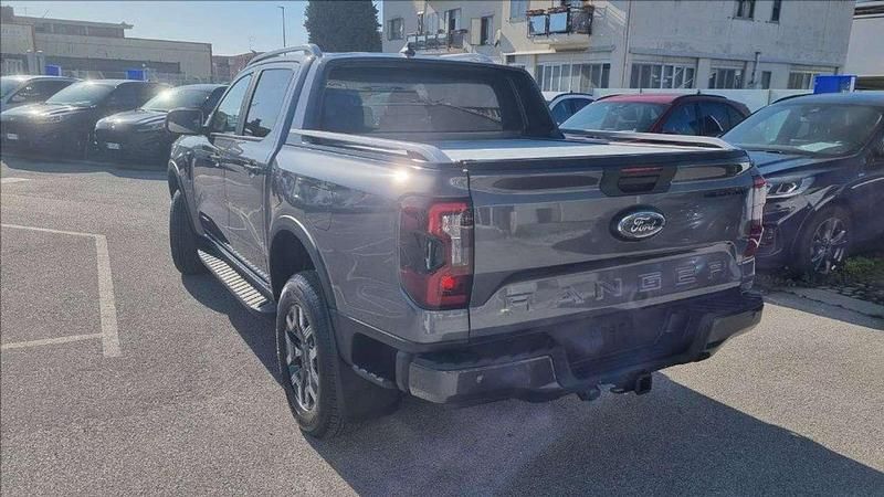 Nuova Ford Ranger Wildtrack 281 CV (206 kW) 2026 Grigio metallizzato Pick-up
