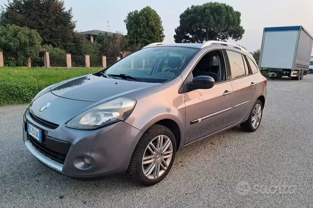 Usata Renault Clio 103 CV (75 kW) 2011 Station wagon