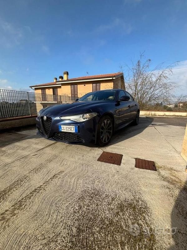 Usata Alfa Romeo Giulia Sprint 160 CV (117 kW) 2021 Blu Berlina