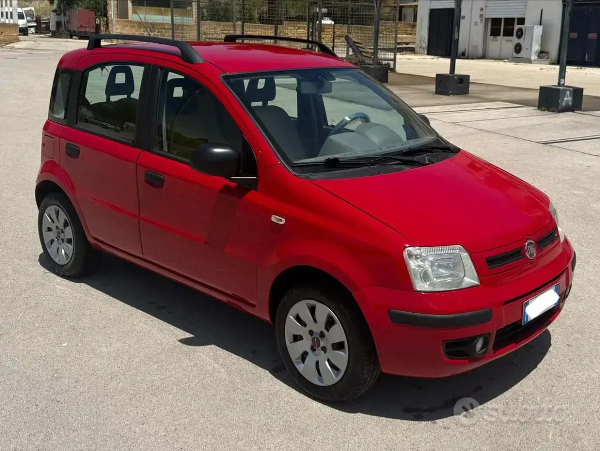 Usata Fiat Panda 69 CV (50 kW) 2005 Utilitaria