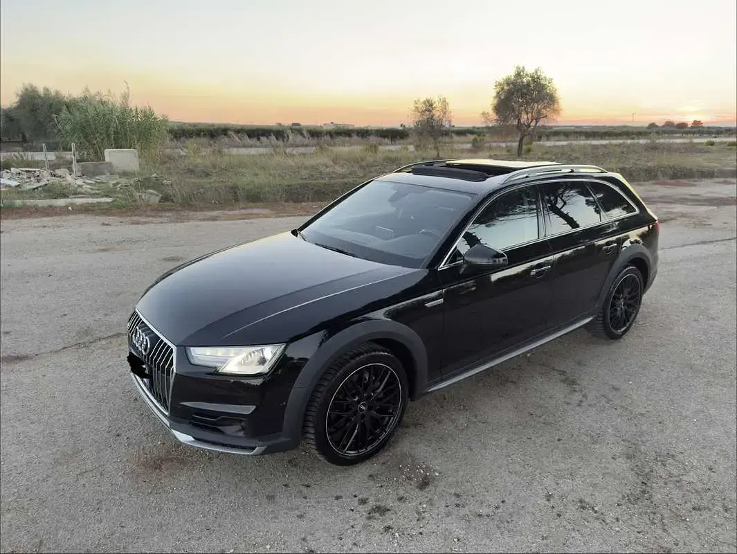 Usata Audi A4 Allroad Comfort 190 CV (139 kW) 2018 Nero Station wagon