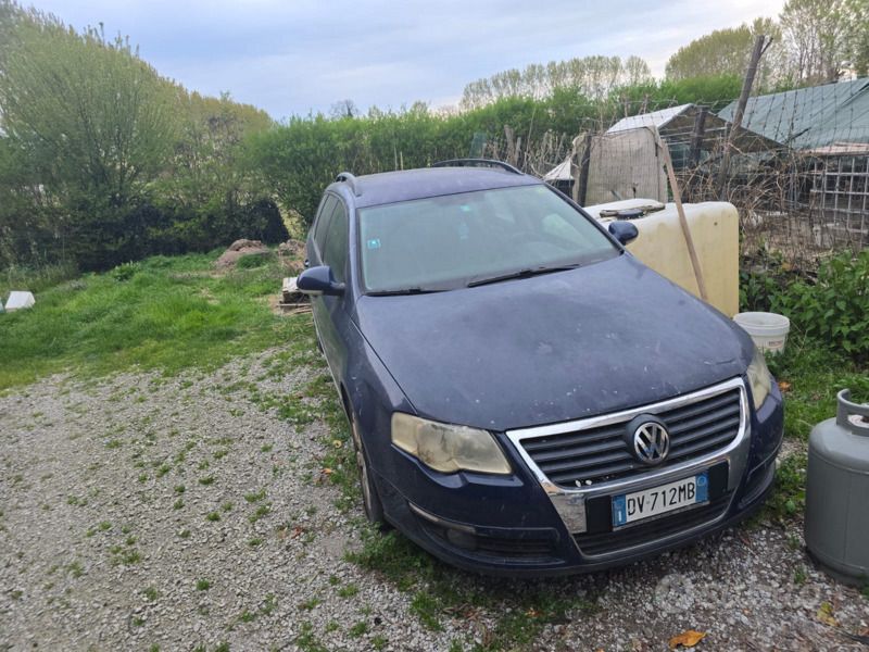Blu Usata 2009 VW Passat Station wagon | 1500 € (Super prezzo) - Immagine 1/3
