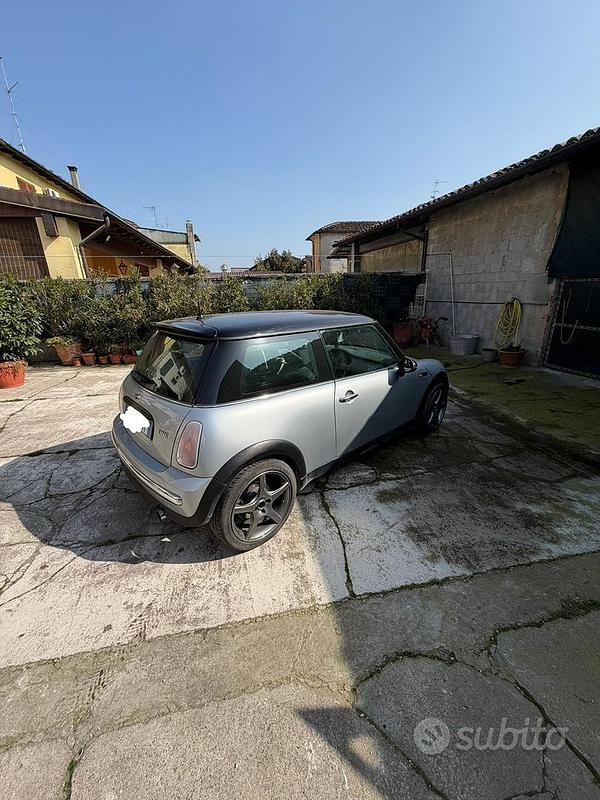 Usata Mini ONE 2002 Grigio Utilitaria