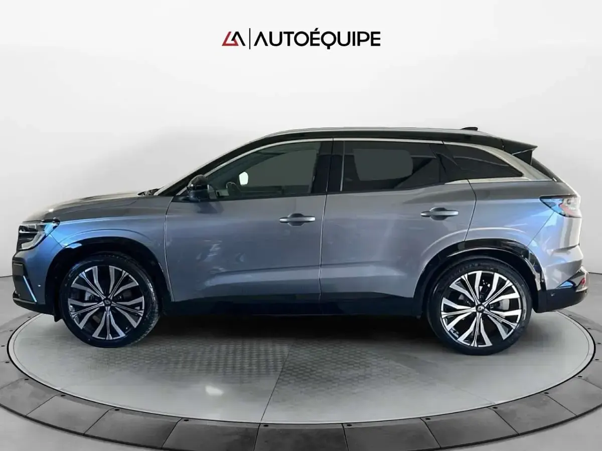 Usata Renault Austral Iconic 200 CV (147 kW) 2023 Grigio SUV