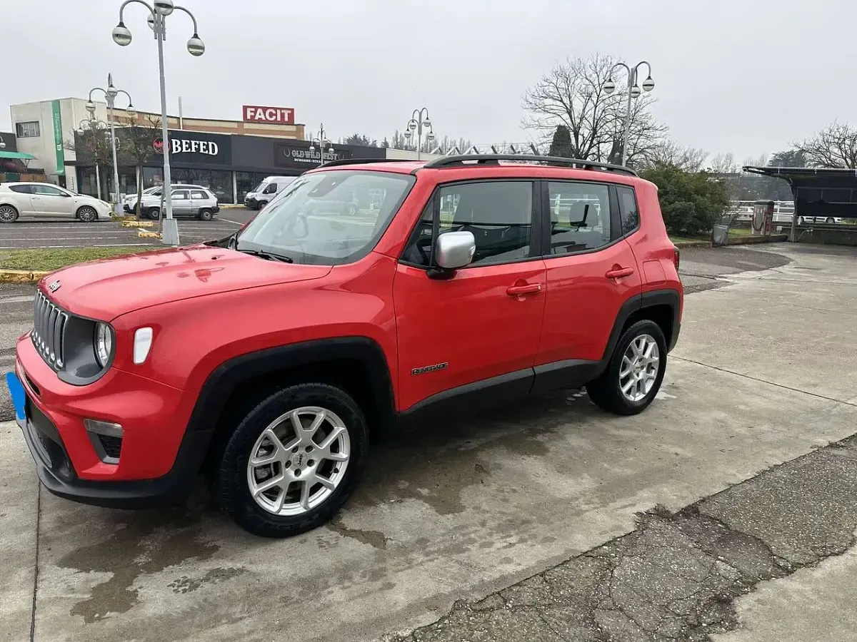 Usata Jeep Renegade Limited 129 CV (94 kW) 2022 Rosso SUV