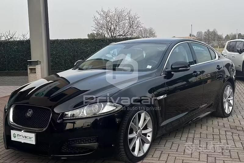 Usata Jaguar XF 190 CV (139 kW) 2012 Nero Berlina