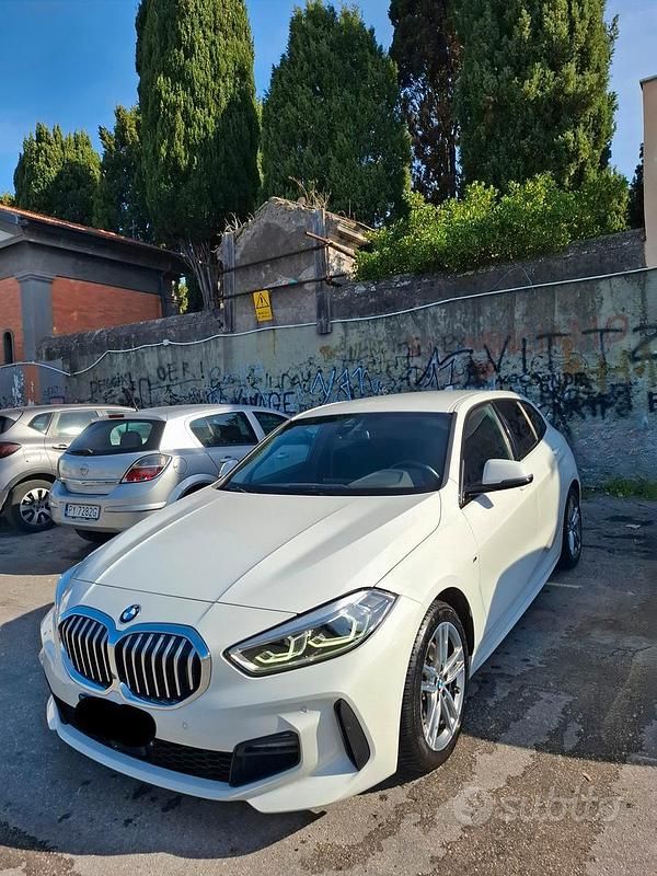 Usata BMW 116 M Sport 2022 Bianco Utilitaria