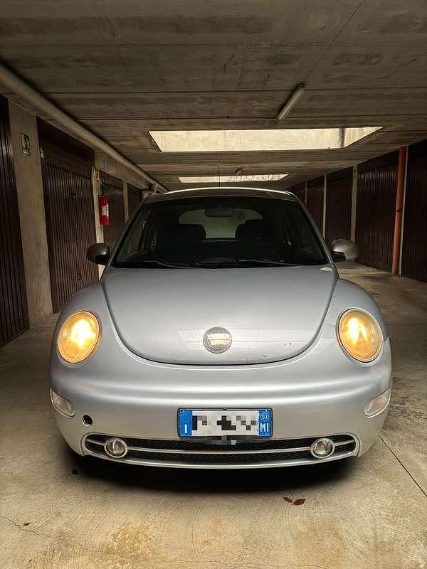 Usata VW New Beetle 102 CV (75 kW) 2003 Utilitaria