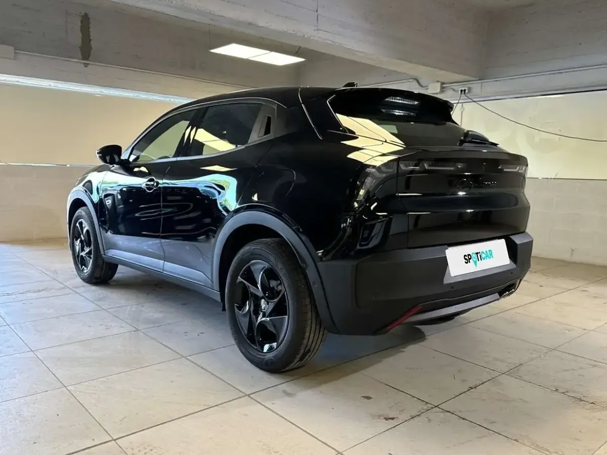 Usata Alfa Romeo Junior 136 CV (100 kW) 2025 Nero SUV