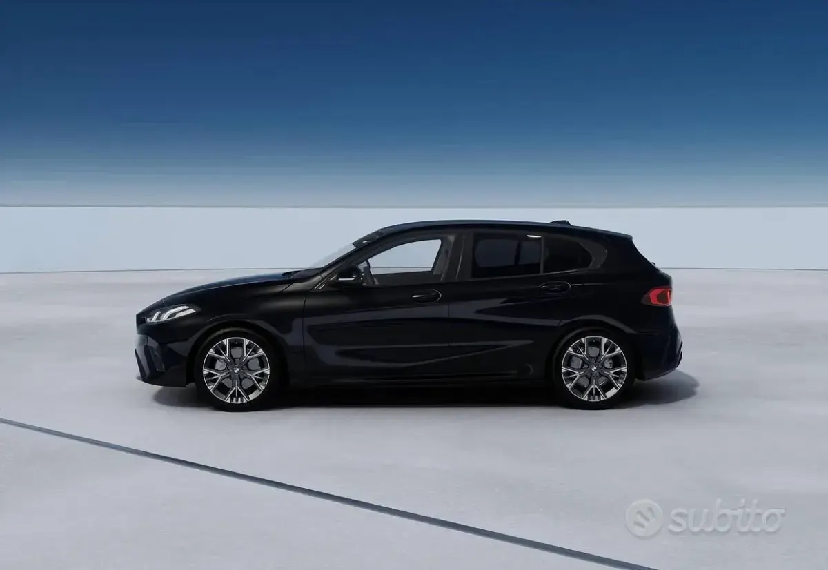 Nuova BMW 118 M Sport 150 CV (110 kW) 2026 Nero Utilitaria