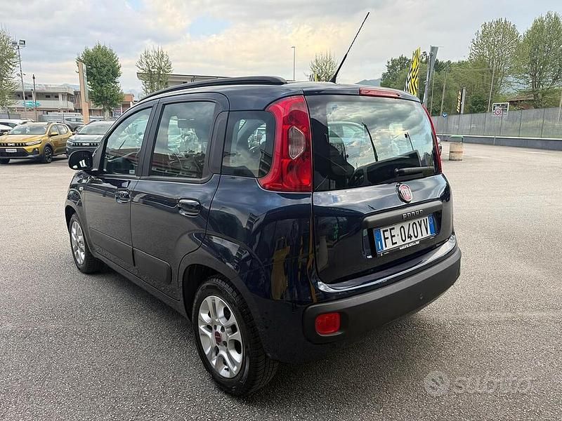 Usata Fiat Panda Lounge 95 CV (69 kW) 2016 Blu Utilitaria