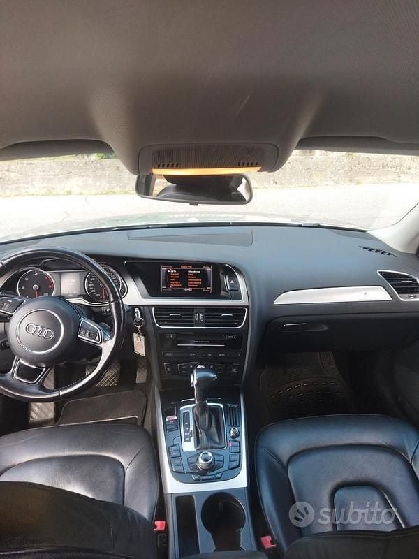 Usata Audi A4 143 CV (105 kW) 2012 Grigio Station wagon