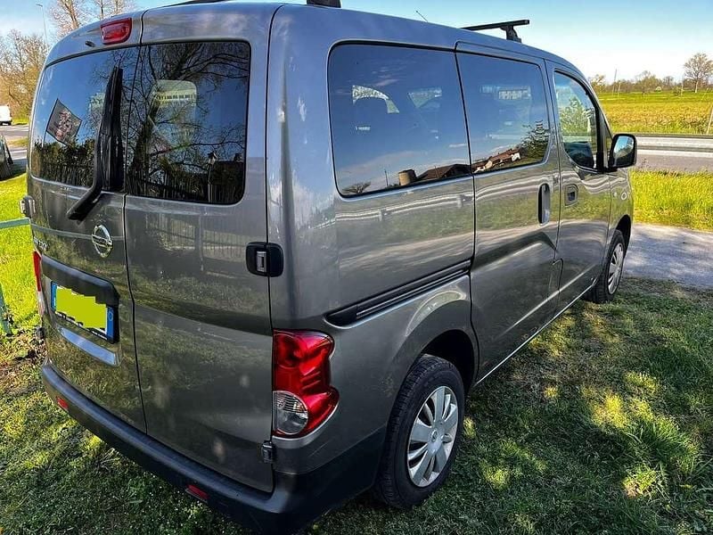 Usata Nissan NV200 110 CV (80 kW) 2011 Grigio Monovolume