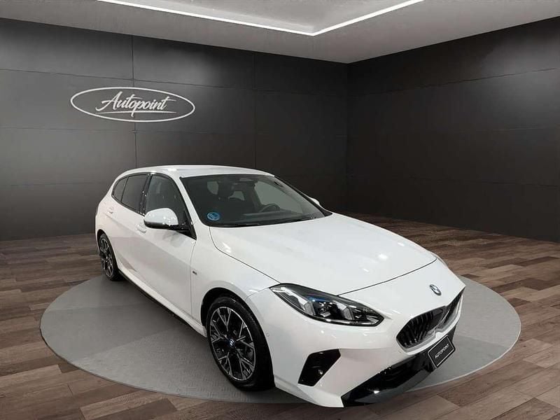 Usata BMW 120 M Sport 150 CV (110 kW) 2025 Bianco Utilitaria