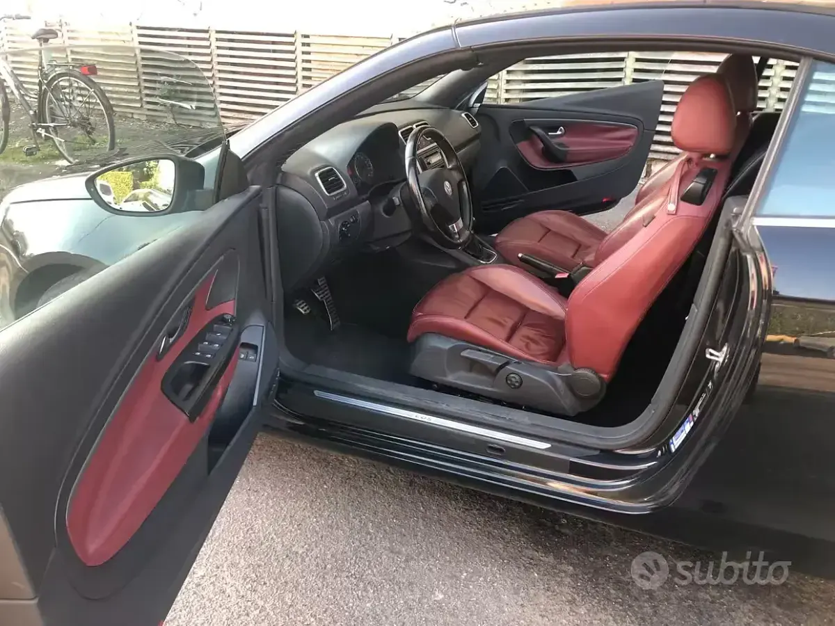 Usata VW Eos 122 CV (89 kW) 2008 Nero Cabrio