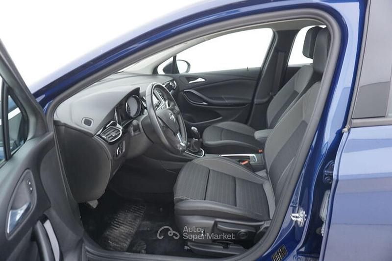 Begagnad Opel Astra 105 HK (77 kW) 2022 Blå Kombi