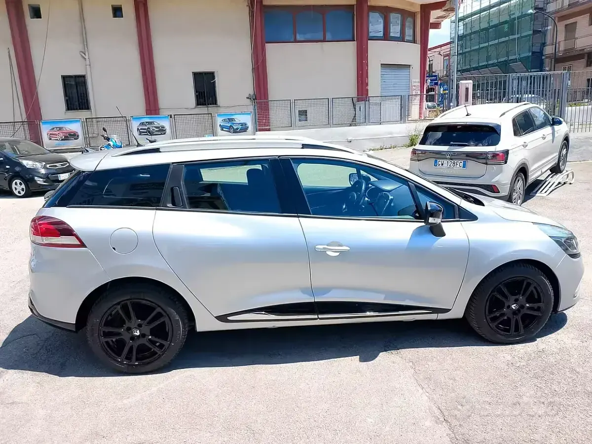 Usata Renault Clio 75 CV (55 kW) 2014 Grigio Station wagon