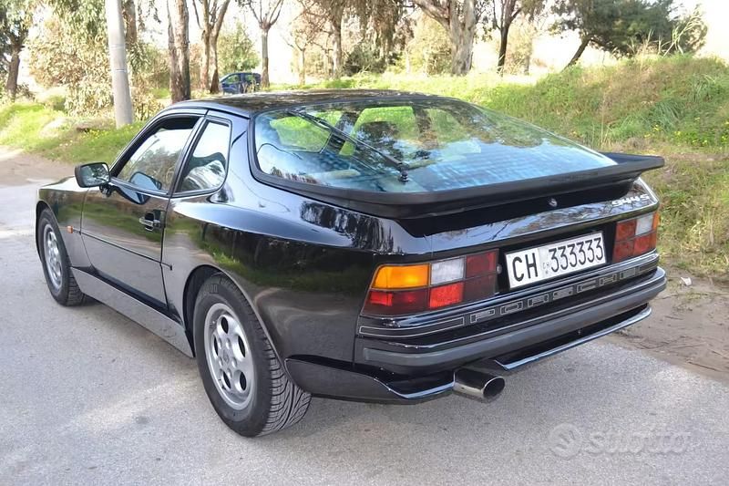 Usata Porsche 944 S 190 CV (139 kW) 1987 Nero Coupé