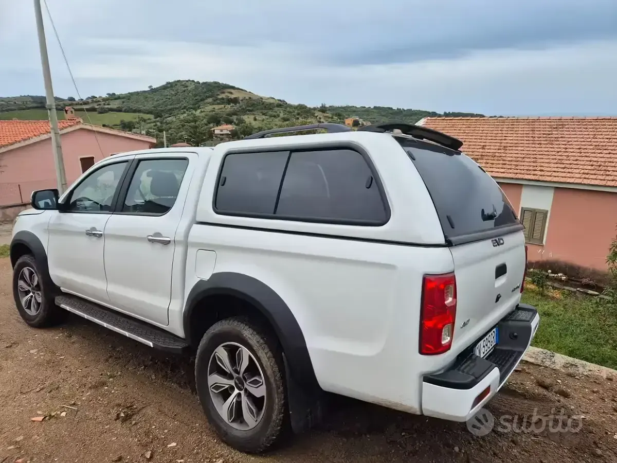 Gebraucht EVO Cross 4 136 PS (100 kW) 2023 Weiß Pickup