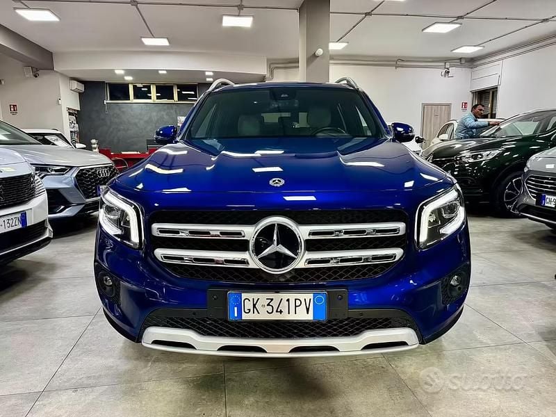 Usata Mercedes GLB180 115 CV (84 kW) 2022 Blu SUV