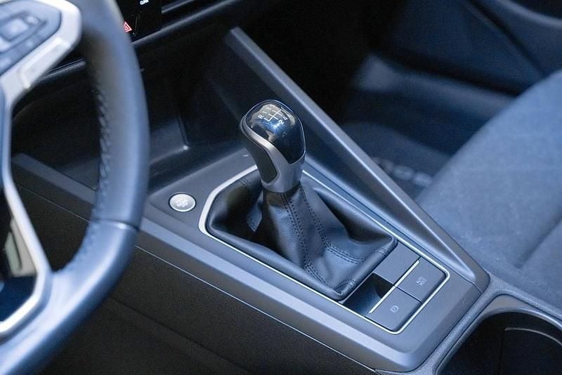 Usata VW Golf VIII Life 110 CV (80 kW) 2023