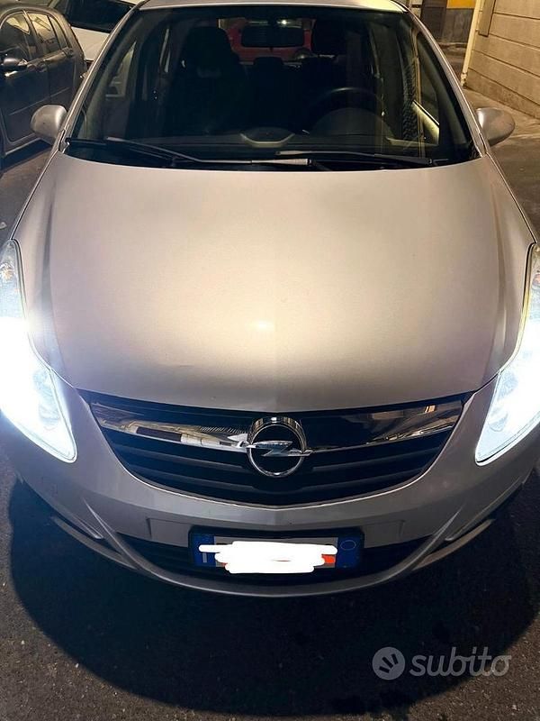 Usata Opel Corsa 2008 Grigio Utilitaria