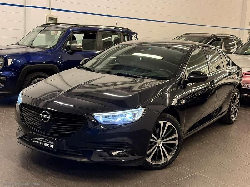Nero Usata 2021 Opel Insignia S Tre volumi | 16.500 € (Buon prezzo) - Immagine 1/4