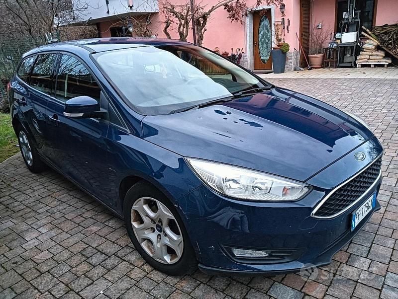 Usata Ford Focus SE 2014 Blu Station wagon