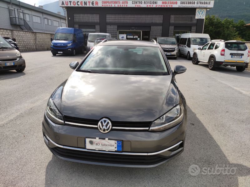 Usata VW Golf VII Highline 116 CV (85 kW) 2017 Grigio Berlina