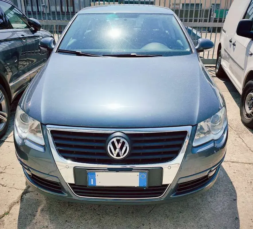 Usata VW Passat Comfortline 150 CV (110 kW) 2010 Berlina