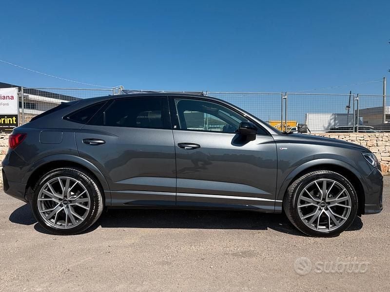 Usata Audi Q3 150 CV (110 kW) 2022 Grigio SUV