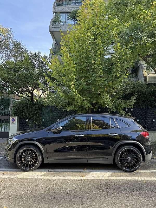 Usata Mercedes GLA35 AMG AMG 306 CV (225 kW) 2023 Nero SUV