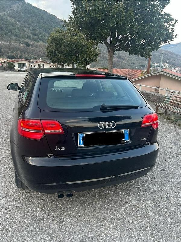 Usata Audi A3 105 CV (77 kW) 2009 Nero Utilitaria