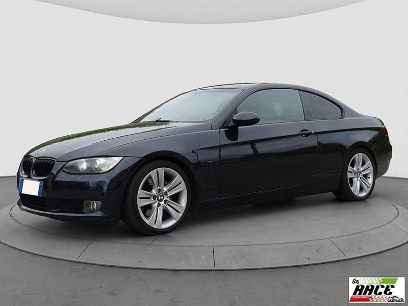 Nero Usata 2009 BMW 320 M Sport Coupé | 10.500 € (Molto cara) - Immagine 1/4