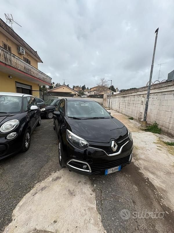 Usata Renault Captur 90 CV (66 kW) 2013 Nero SUV
