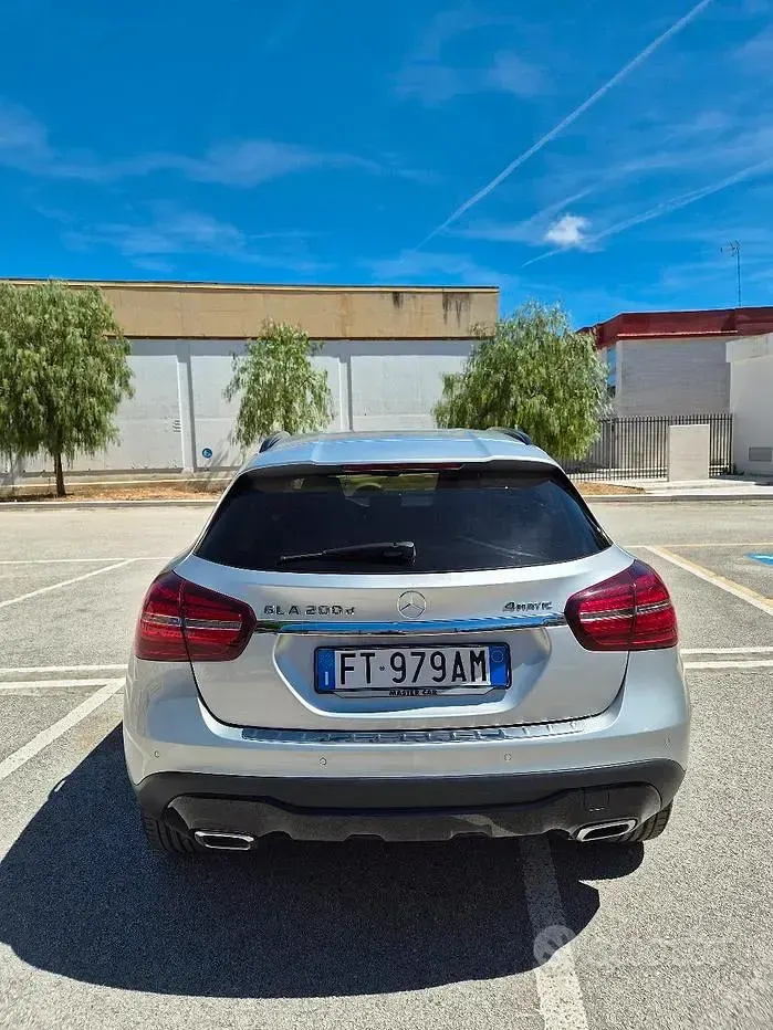 Usata Mercedes GLA200 136 CV (100 kW) 2018 SUV