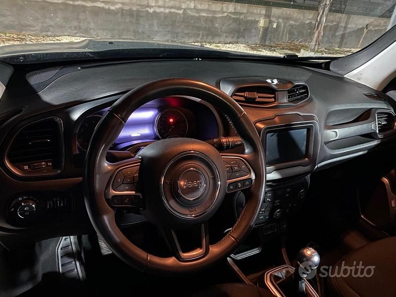 Usata Jeep Renegade Limited 120 CV (88 kW) 2022 Grigio SUV