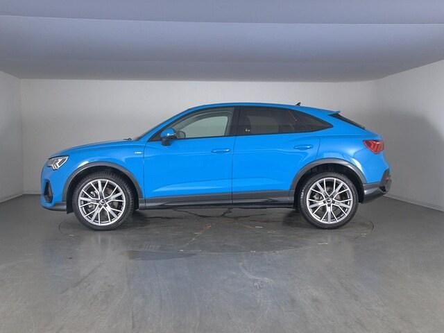Usata Audi Q3 Sportback S-Line 200 CV (147 kW) 2020 Blu turbo SUV