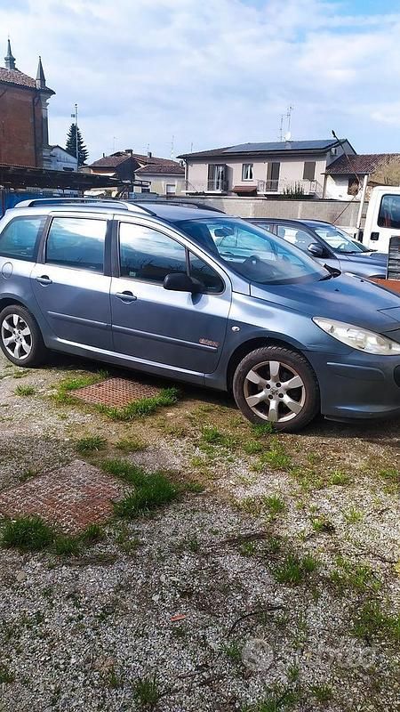 Usata Peugeot 307 110 CV (80 kW) 2006 Grigio Station wagon
