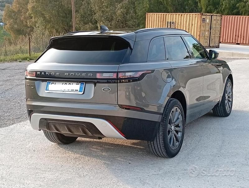 Usata Land Rover Range Rover Velar HSE Dynamic 241 CV (177 kW) 2017 Grigio SUV