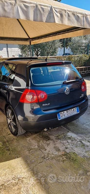 Usata VW Golf V 2007 Blu Berlina