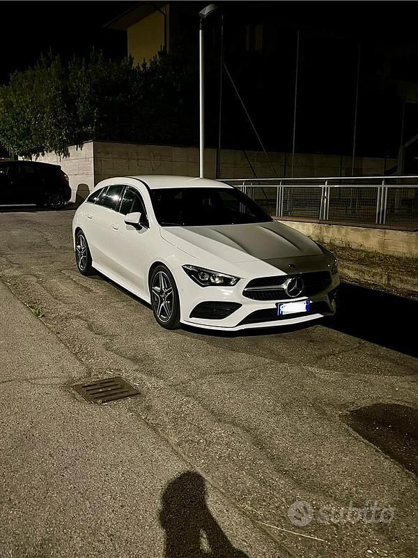 Usata Mercedes 200 Premium 150 CV (110 kW) 2019 Bianco Station wagon