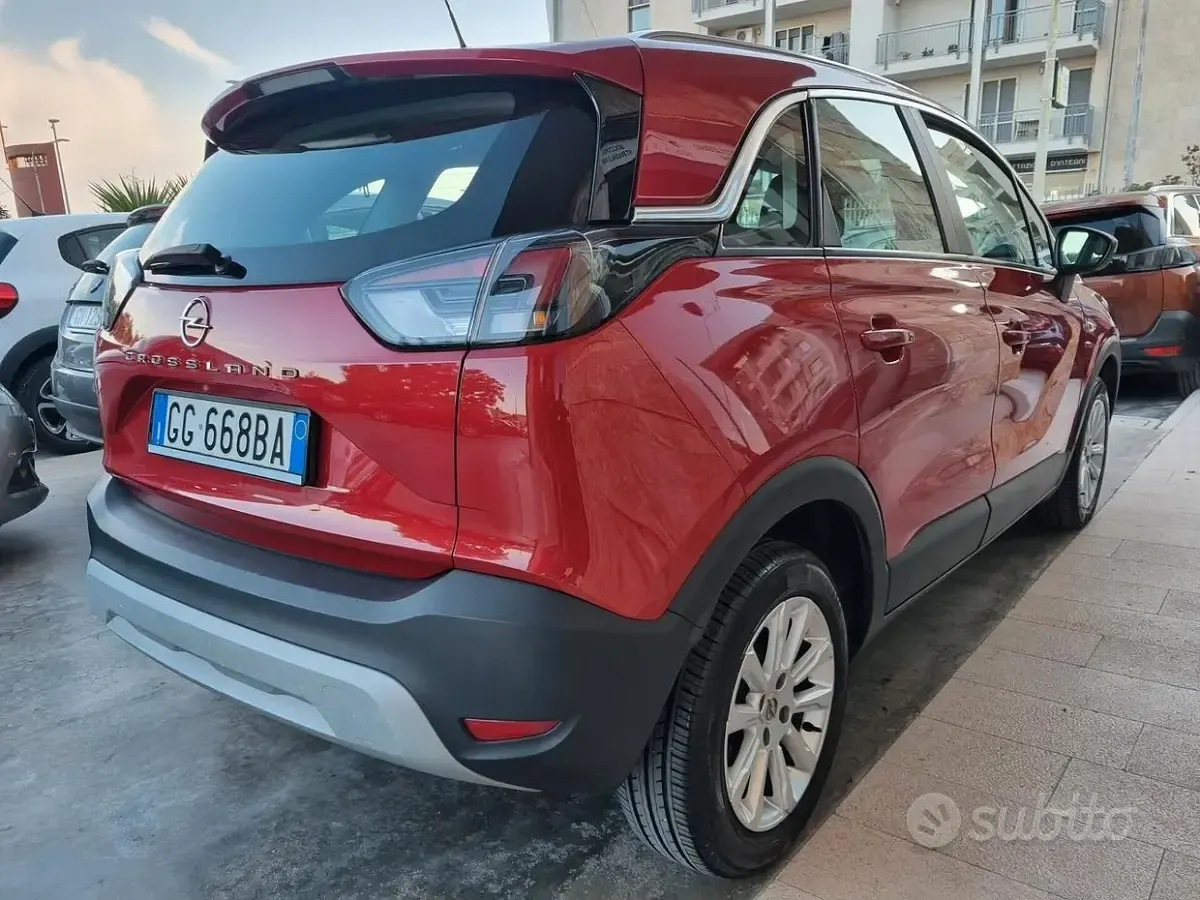 Usata Opel Crossland 110 CV (80 kW) 2021 Rosso SUV